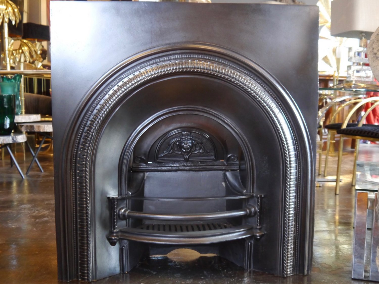 How to Make an Elegant Choice of Victorian Fireplaces in London