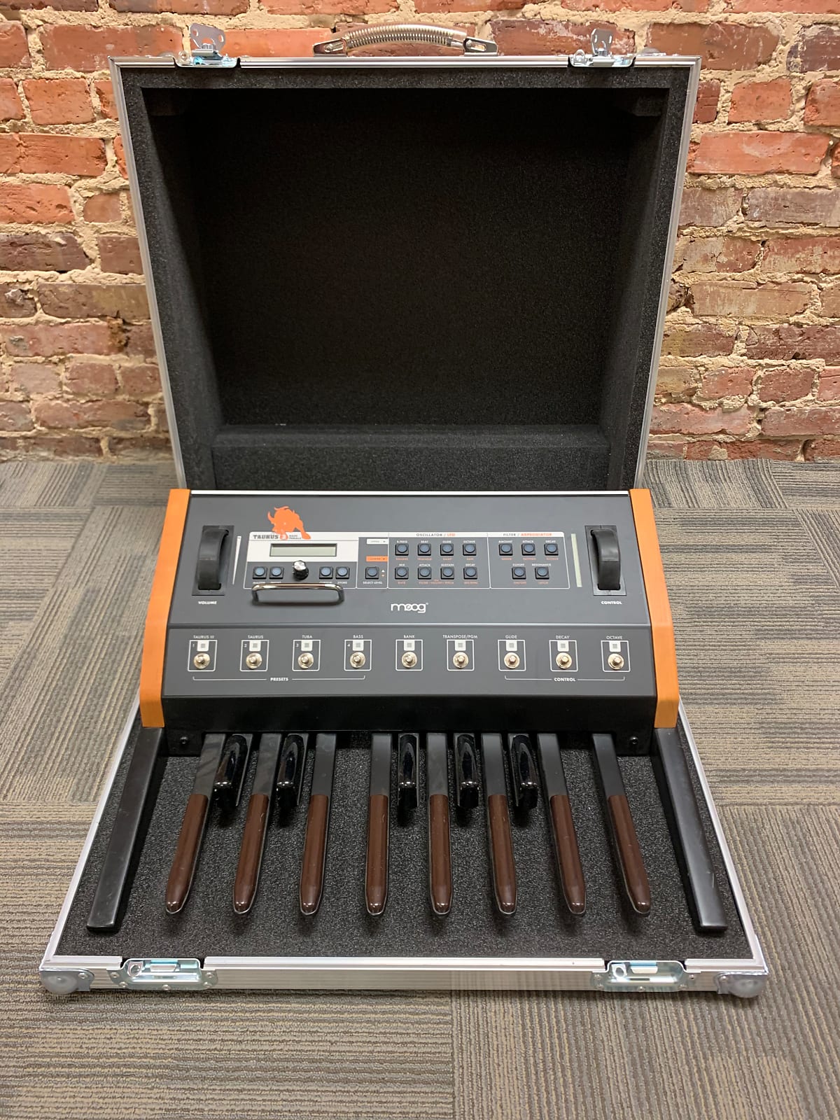 MATRIXSYNTH: Moog Taurus III