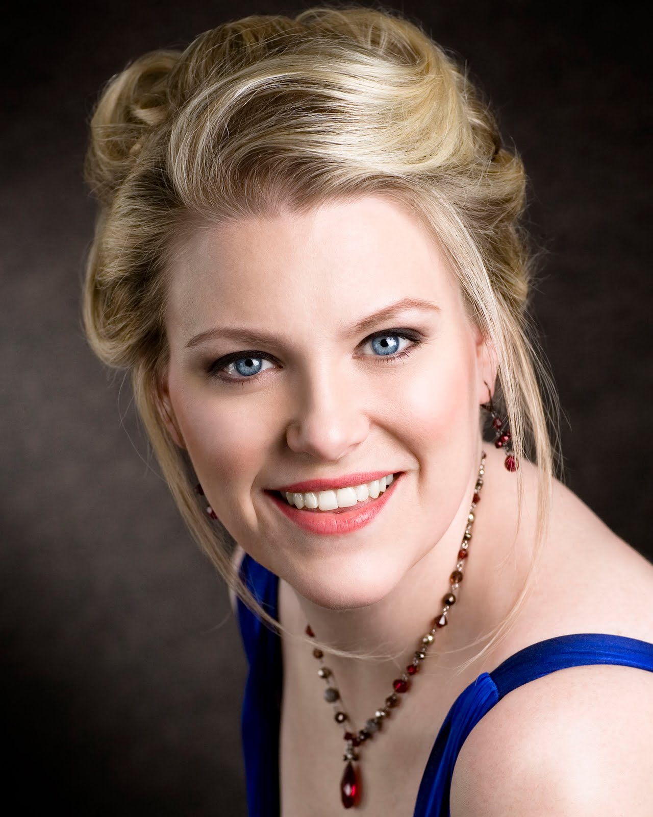 20 Questions with Erin Wall Opera Notices