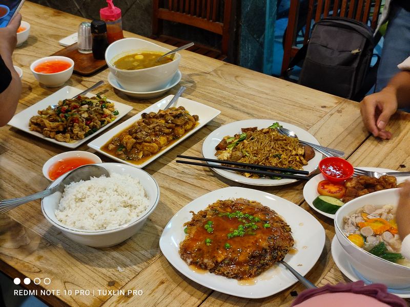 Menikmati Aneka Chinese Food Lezat Dan Halal Di Bakmi Surabaya Sraten Solo Kisah Foto - Chinese Restaurant Surabaya Timur