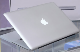 Macbook Pro Core i7 (15-inch) Early 2011 Fullset