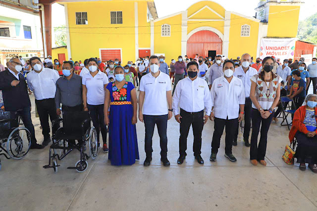 Santa María y San Miguel Chimalapas reciben apoyos en Salud y asistencia social Santa María y San Miguel Chimalapas reciben apoyos en Salud y asistencia social