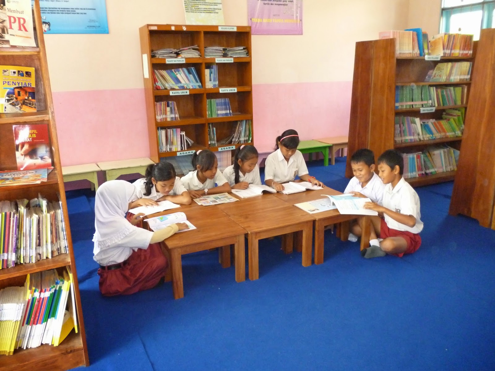 Perbedaan, Materi Pelajaran Formal dan Informal ~ Media Kebahagiaan