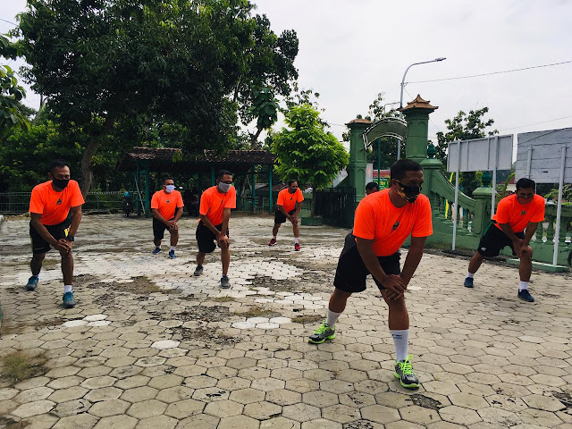 Anggota Koramil Jenar Jaga Daya Tahan Tubuh dengan Olahraga Saat Pandemi Corona
