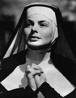 Ingrid Bergman en "Las Campanas De Santa María" monja