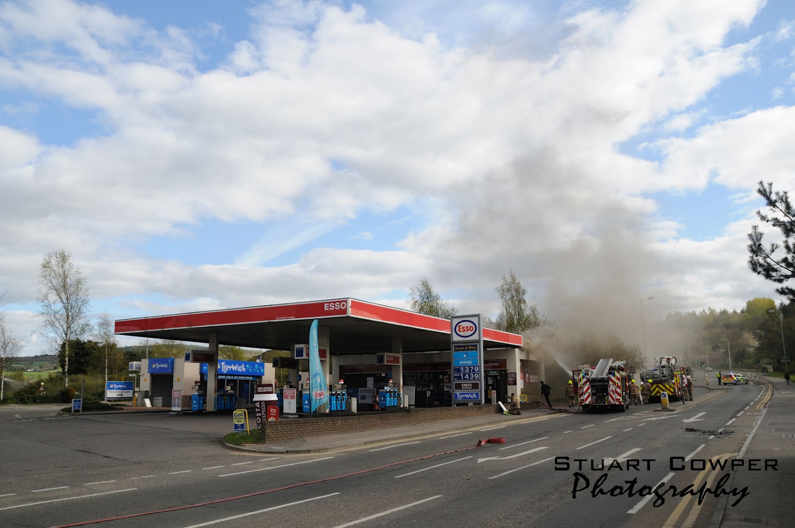 Stuart Cowper Photography Perth Petrol Station Fire Esso Garage