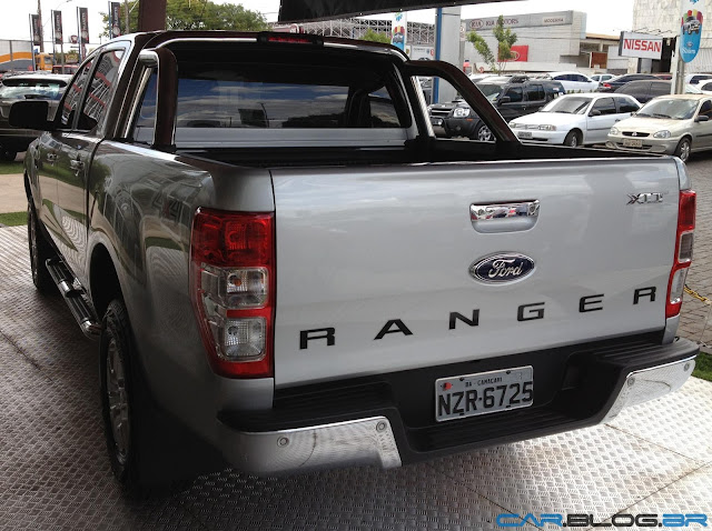 Ford Ranger XLT 3.2 Diesel - interior