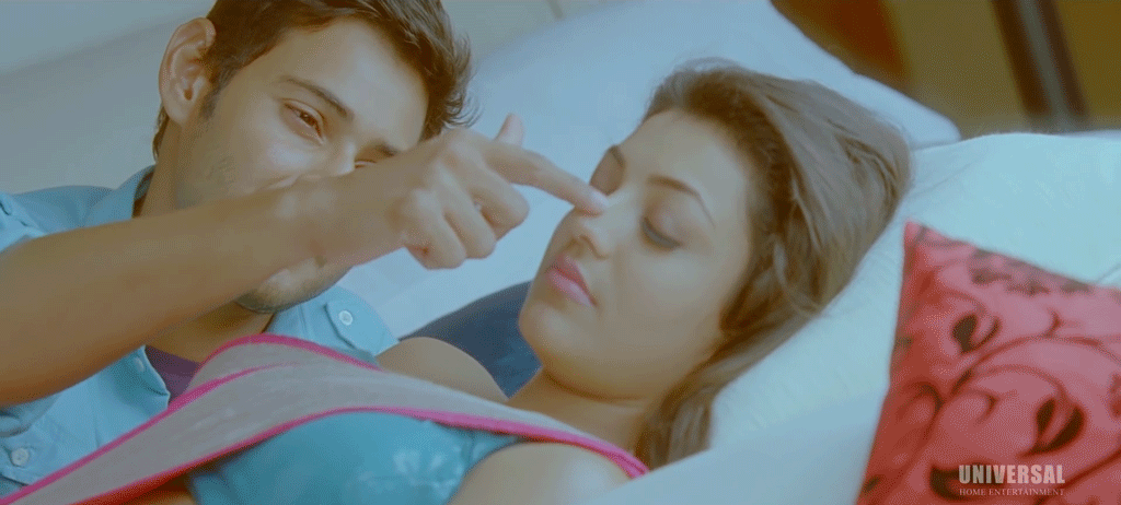 [Image: Kajal%2BAggarwal%2BLip%2BKiss%2Band%2BRo...2%2529.gif]