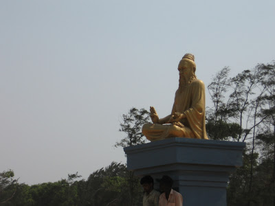 Thiruvalluvar Statue, Mahabalipuram