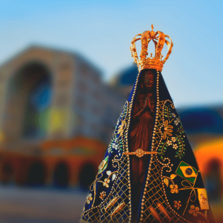 Paróquias dedicadas à Nossa Senhora Aparecida festejam a padroeira do Brasil