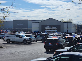 LP Agent Injured, shots fired during Walmart shoplifting incident
