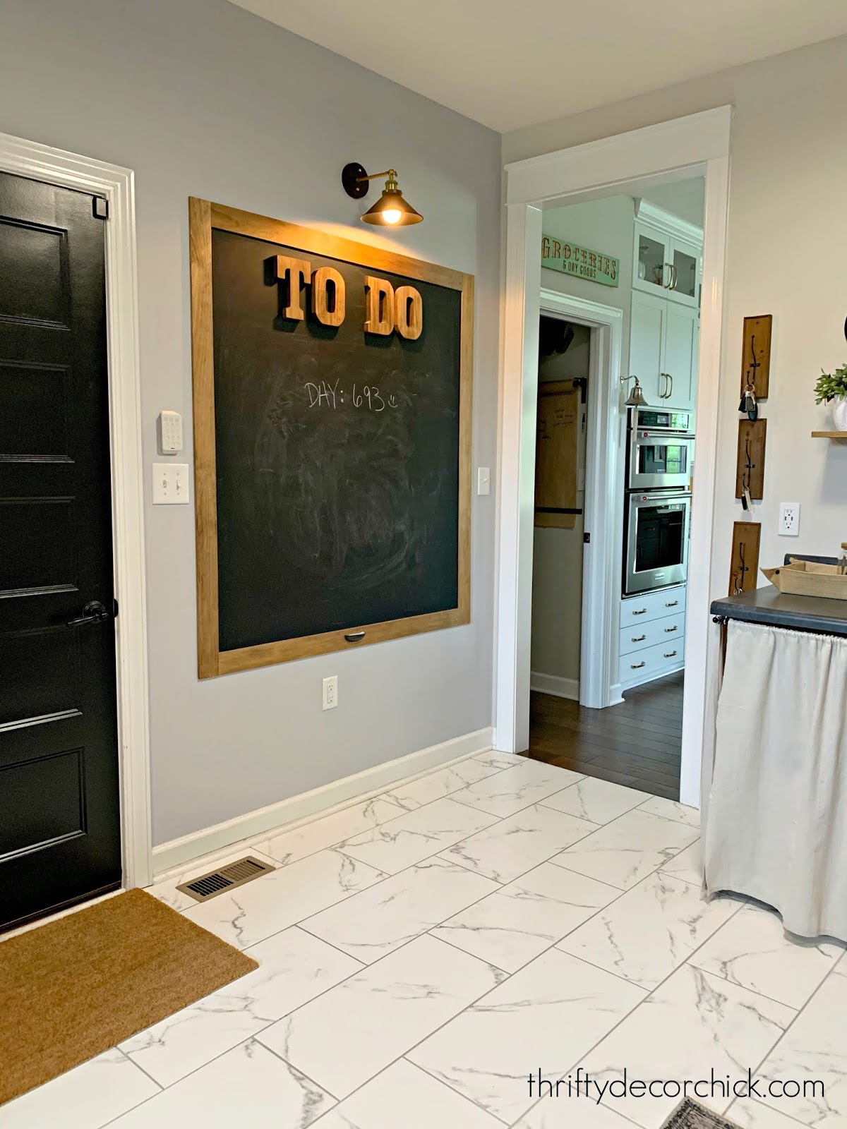 Huge DIY chalkboard 