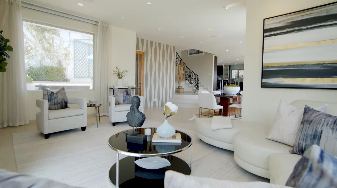 56 Photos vs. 1663 N Crescent Heights Blvd, Los Angeles, CA Interior Design Luxury Home Tour