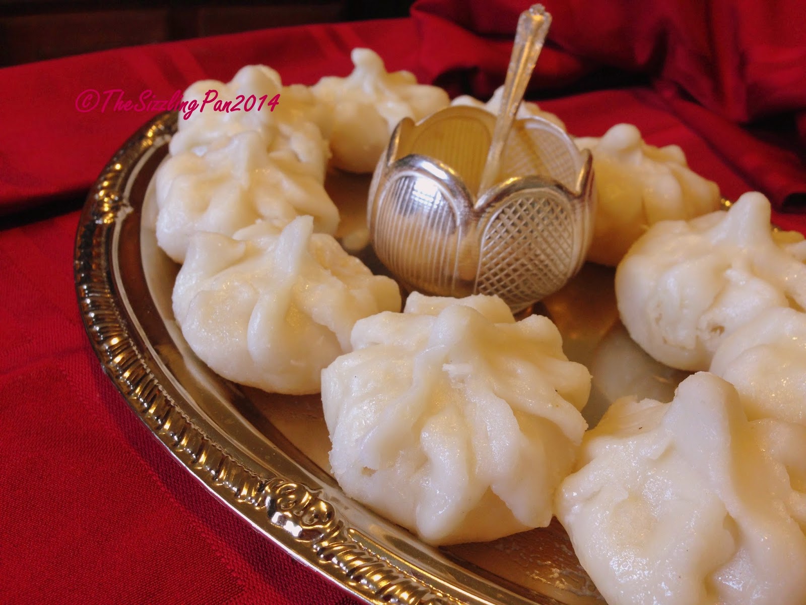 The Sizzling Pan: Ukadiche Modak