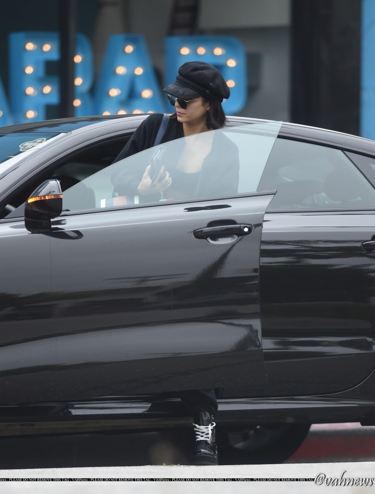 Vanessa Hudgens || Leaving Wundabar Pilates, In Studio City | June 07