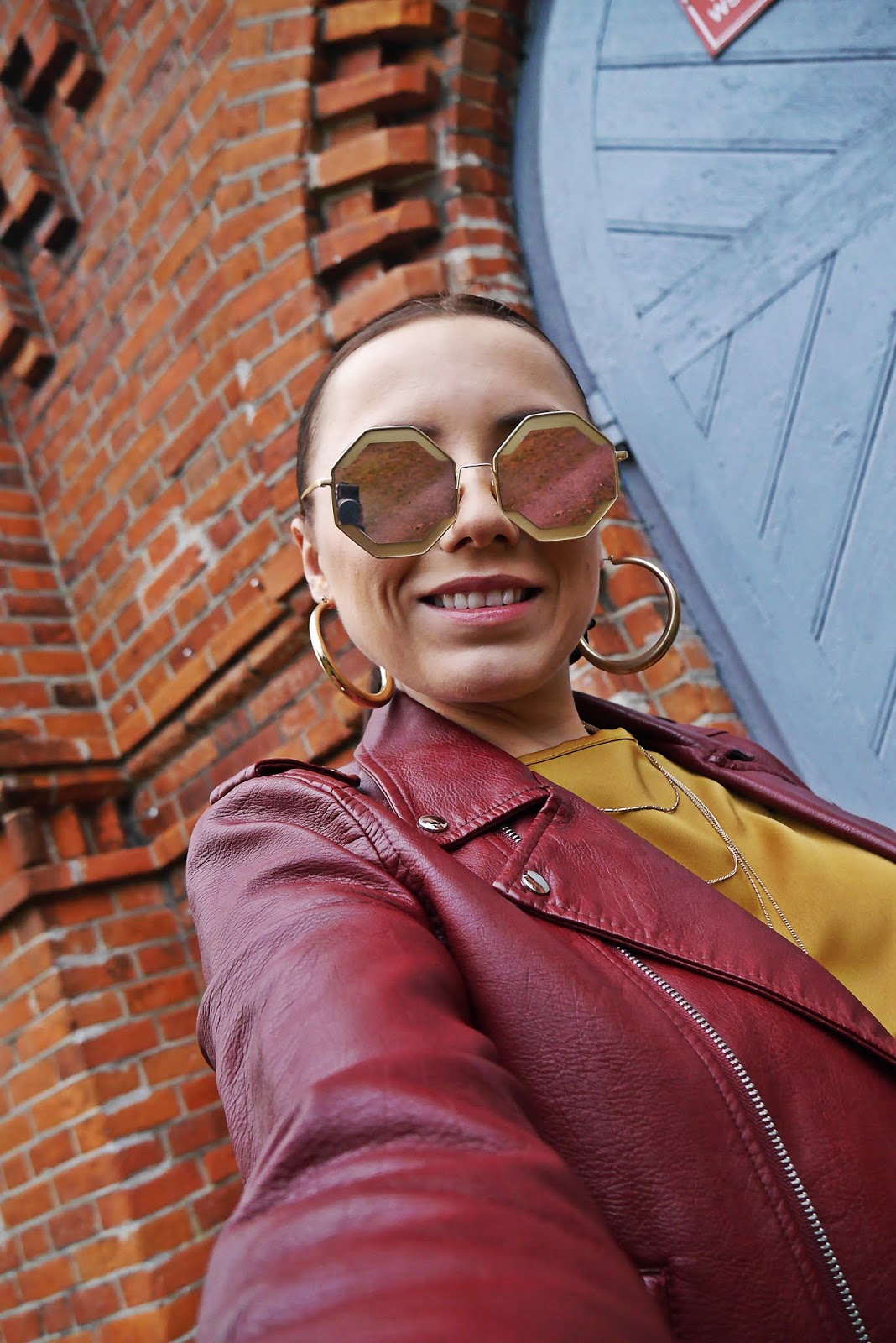 mustrad dress femme luxe burgudny biker jacket zara snake boots karyn fashion blogger