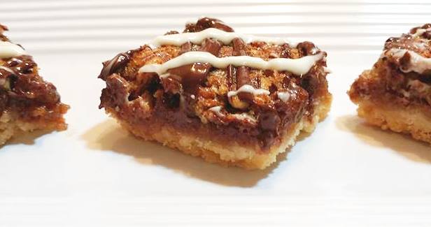 Chocolate Pecan Pie Bar Cookie