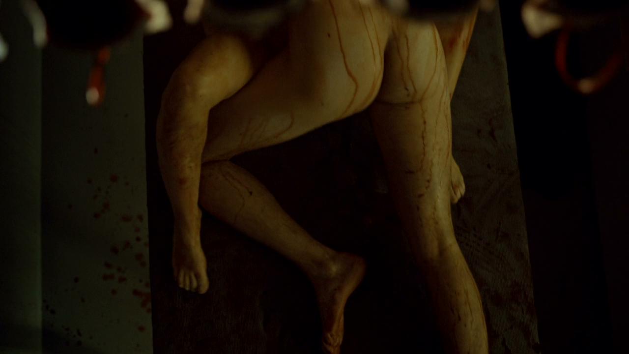 Bill Skarsgård naked bum in Hemlock Grove S03E04! 