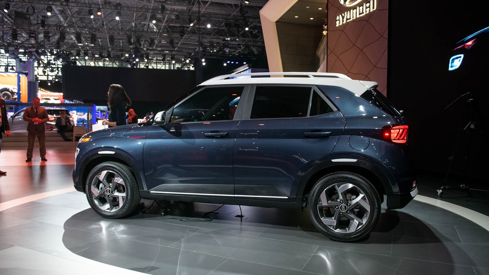 2020 Hyundai Venue Review, Specs, Price - Carshighlight.com