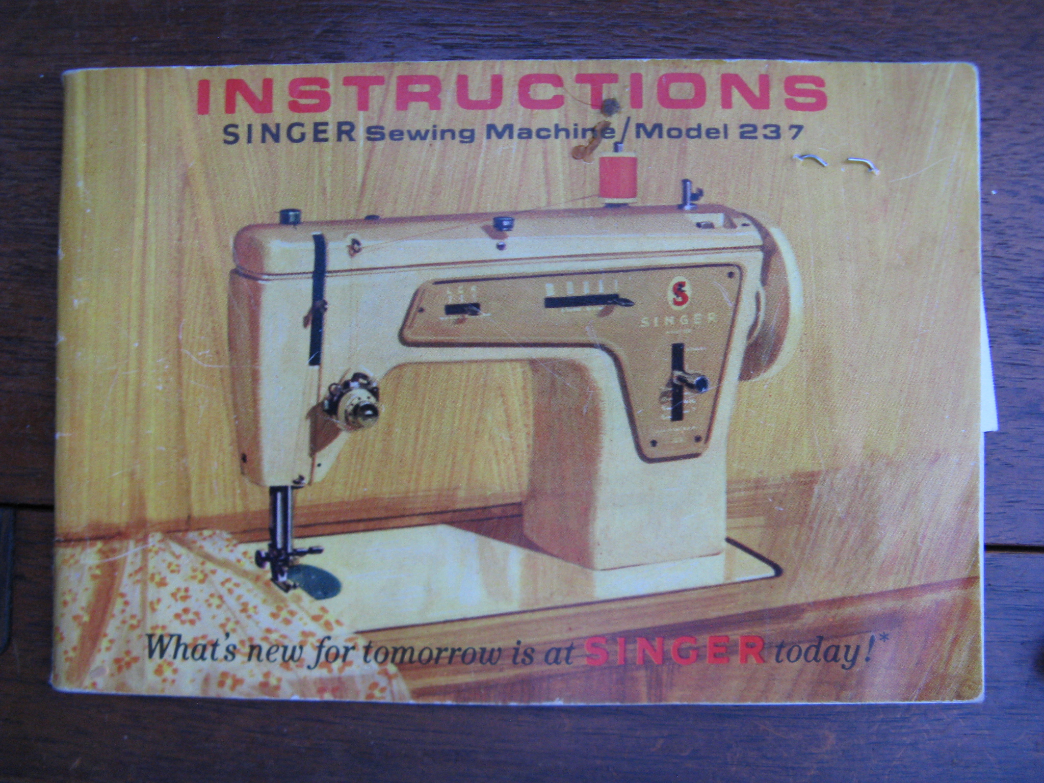Sewing Machine Nut: Good deals are still out there. Singer 403A "Slant