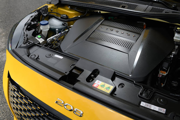 Peugeot E-208 2022 Electric увеличил запас хода до 362 км Peugeot E-208 2022 Electric увеличил запас хода до 362 км