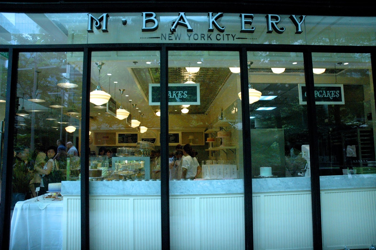Dude For Food M Bakery New Yorks Finest Opens At One Bonifacio High