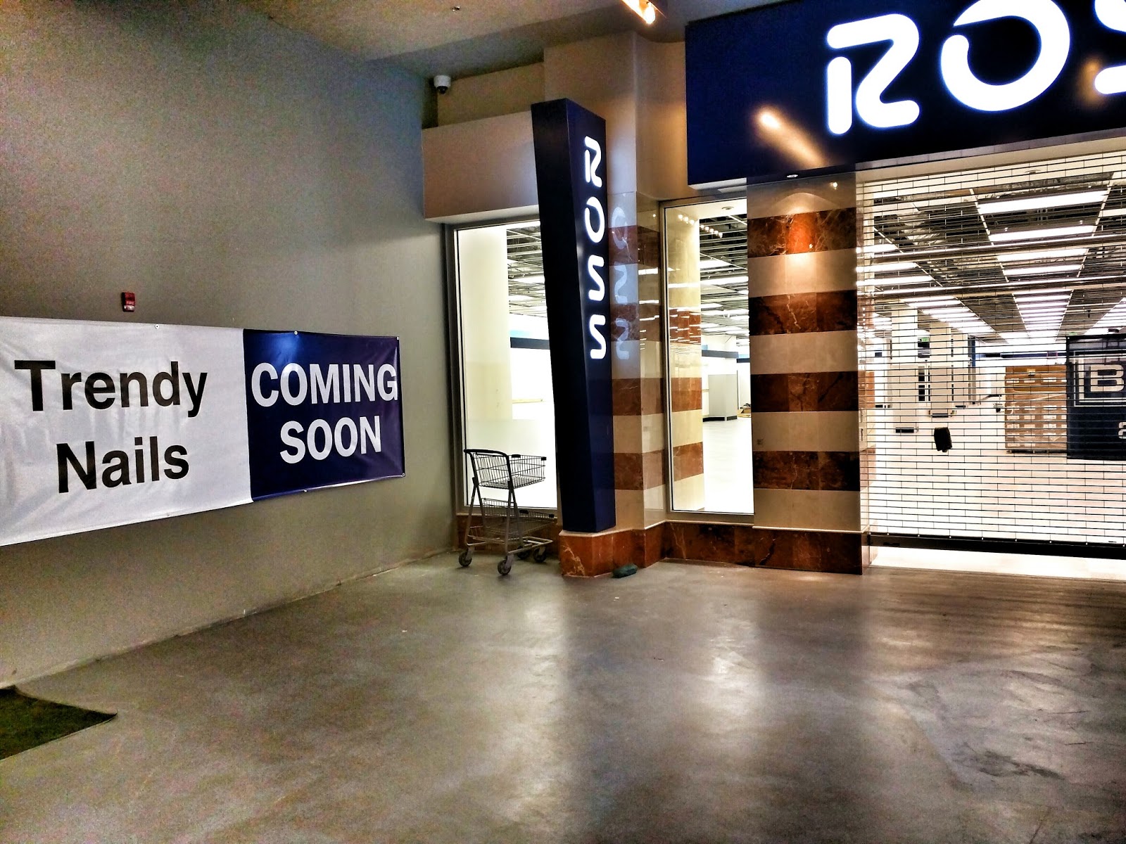 East MoCo Signage installed at Ross at Ellsworth Place in Silver