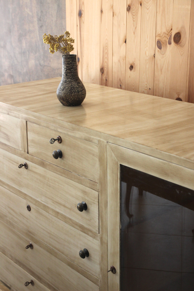 Αφιέρωμα: Μπουφές! Αρκούδα καφέ ... "τρέχα και βάψε" τον ξύλινο μπουφέ 30 Annie Sloan Greece Αφιέρωμα: Μπουφές! Αρκούδα καφέ ... "τρέχα και βάψε" τον ξύλινο μπουφέ 30 Annie Sloan Greece