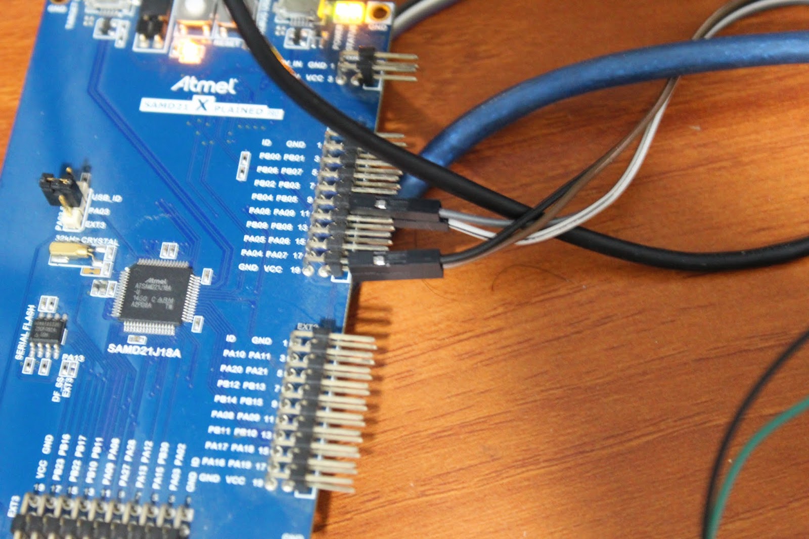 ADXL345 Accelerometer sensor with SAMD21 Xplained pro M.B Raw
