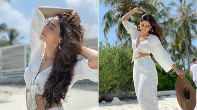 Aamna Sharif Will Steal Your Hearts With These Beach Pictures.