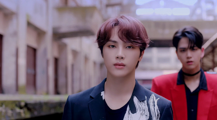 뮤비랑 포스트사진 보면서 새삼 또 잘생겼다 느낀 아이돌 | 인스티즈