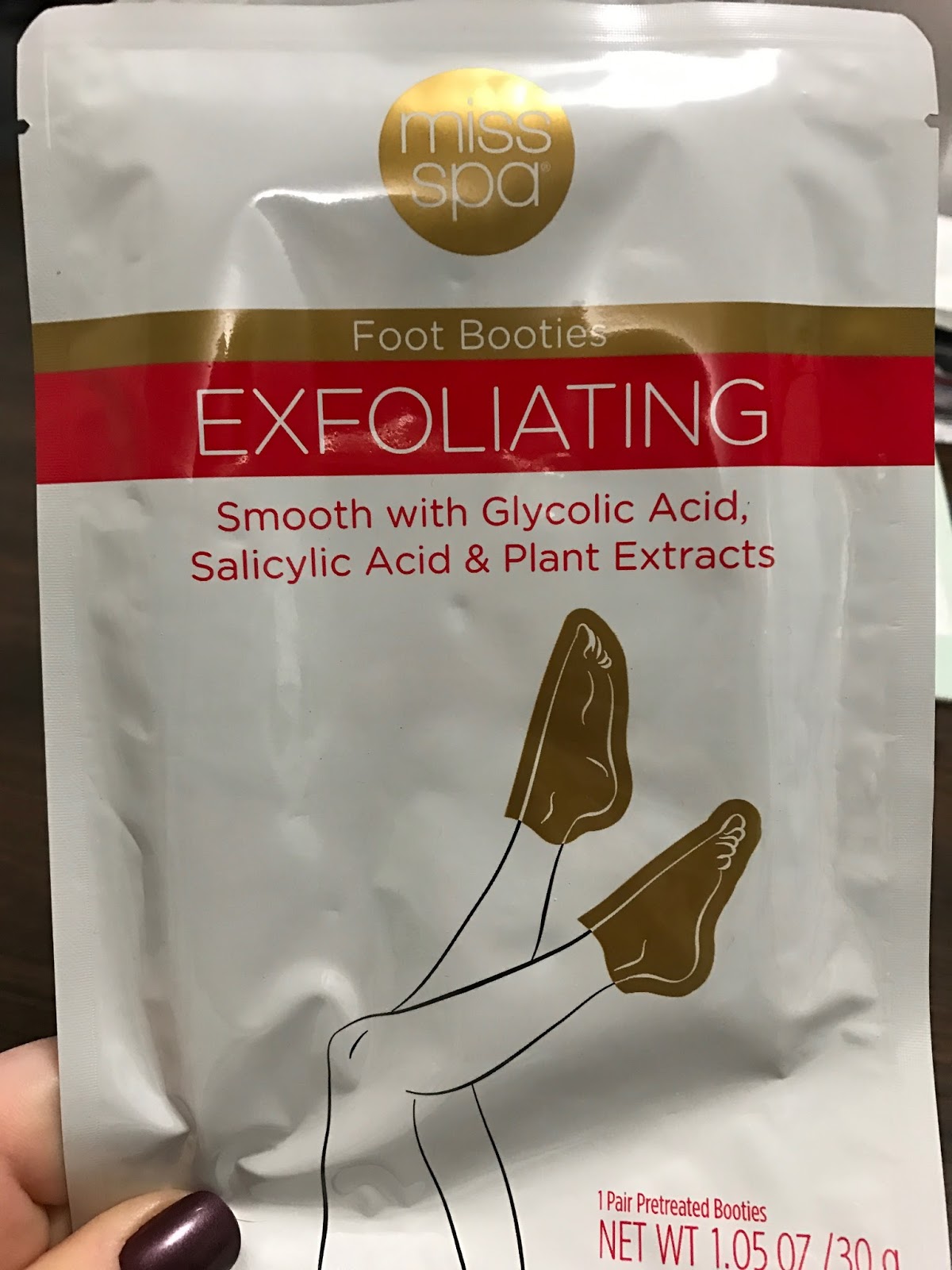 Simply Reviews By Angela Miss Spa Exfoliating Foot Booties Review *update*
