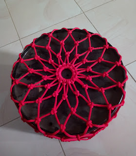 แบบก้นถุงตาข่ายเชือกร่มสีแดง แบบก้นถุงตาข่ายเชือกร่มสีแดง