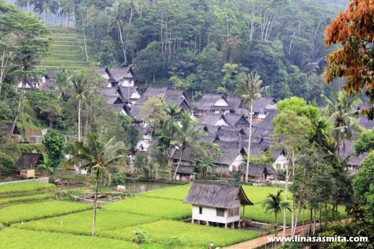 Kampung Naga, Mahakarya Suku Sunda untuk Indonesia - Kisah, Ulasan, dan