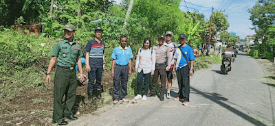 Ali Junaidi Camat Pujer Gandeng UPTD Pengairan Tlogosari Lakukan karya Bhakti 