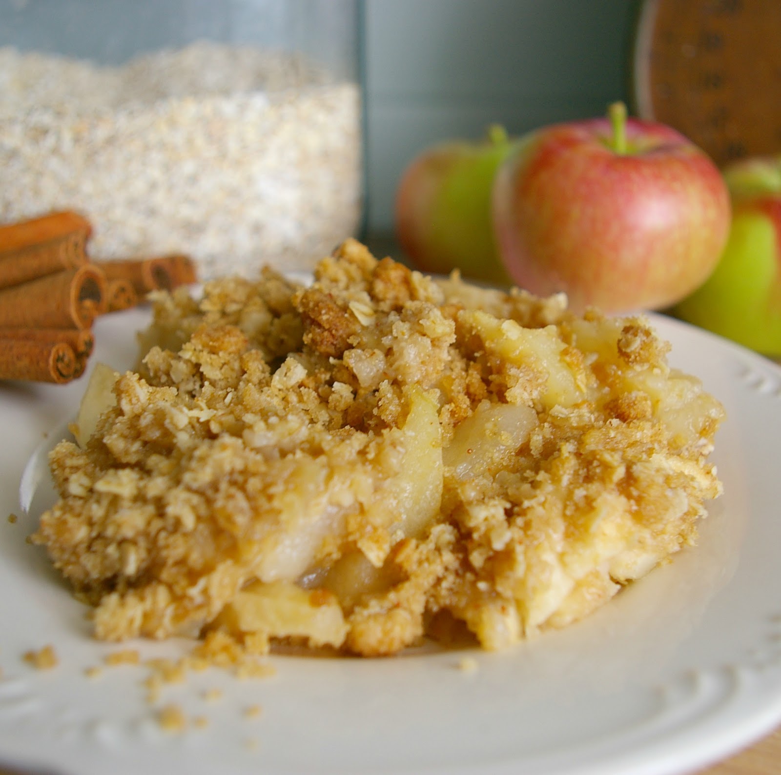 Emmy In Her Element Fall Apple Crisp emmy-in-her-element-fall-apple-crisp