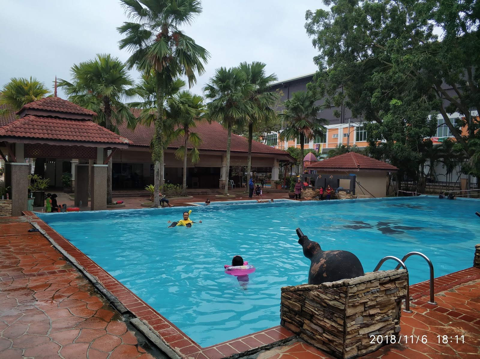 Homestay with private pool perak