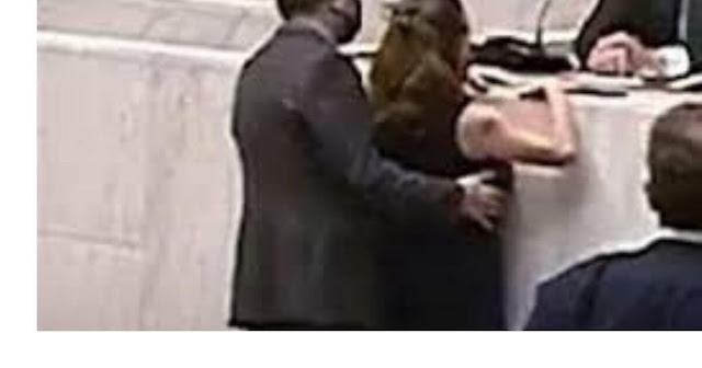 SÃO PAULO- Conselho de Ética aprova pena para deputado que passou a mão em colega, aqui em Rondônia até agora nada de punição para deputados