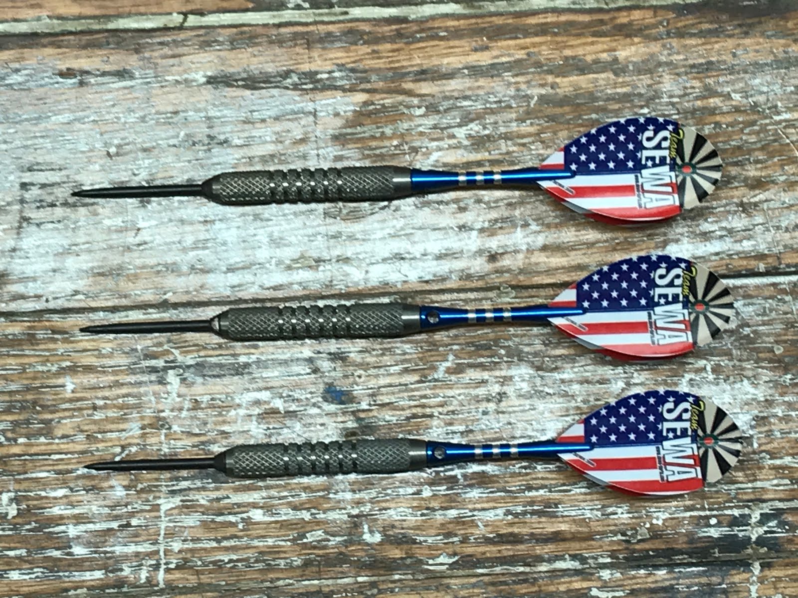 The Dart Indoors 24 gr "Vintage Line" Bottelsen Hammerheads