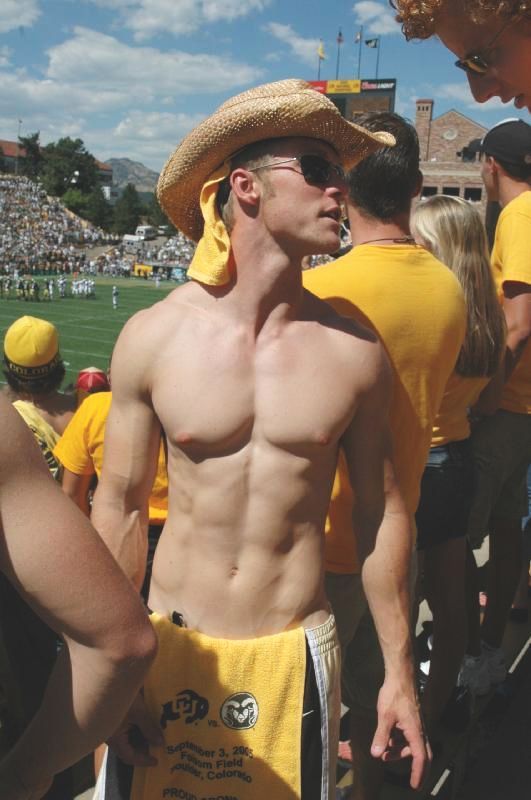 hot-fit-shirtless-straight-guys-watching-sports-game