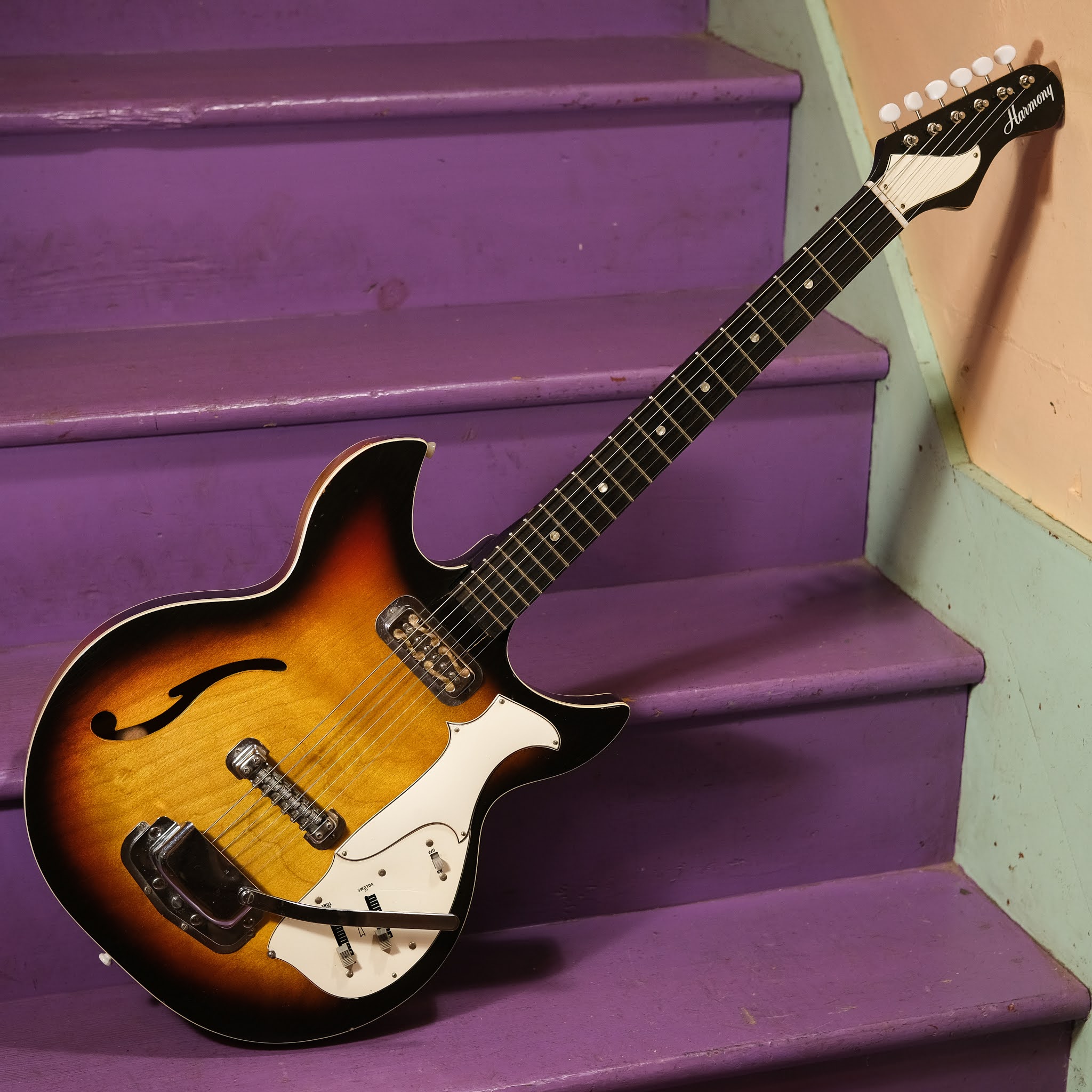 1970 Harmony H81 Rebel Hollowbody Electric Guitar