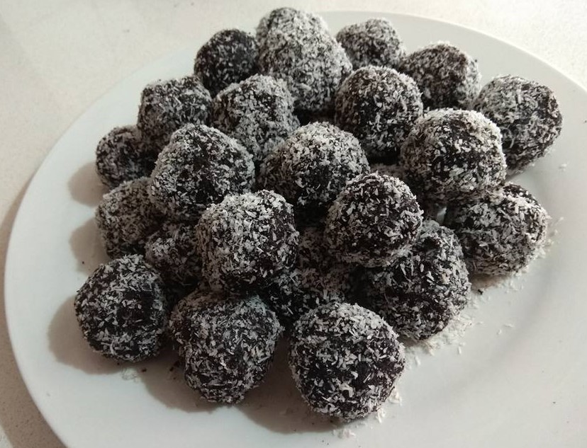 Chocolate Balls Recipe or the Poor Man's Chocolate Truffle
