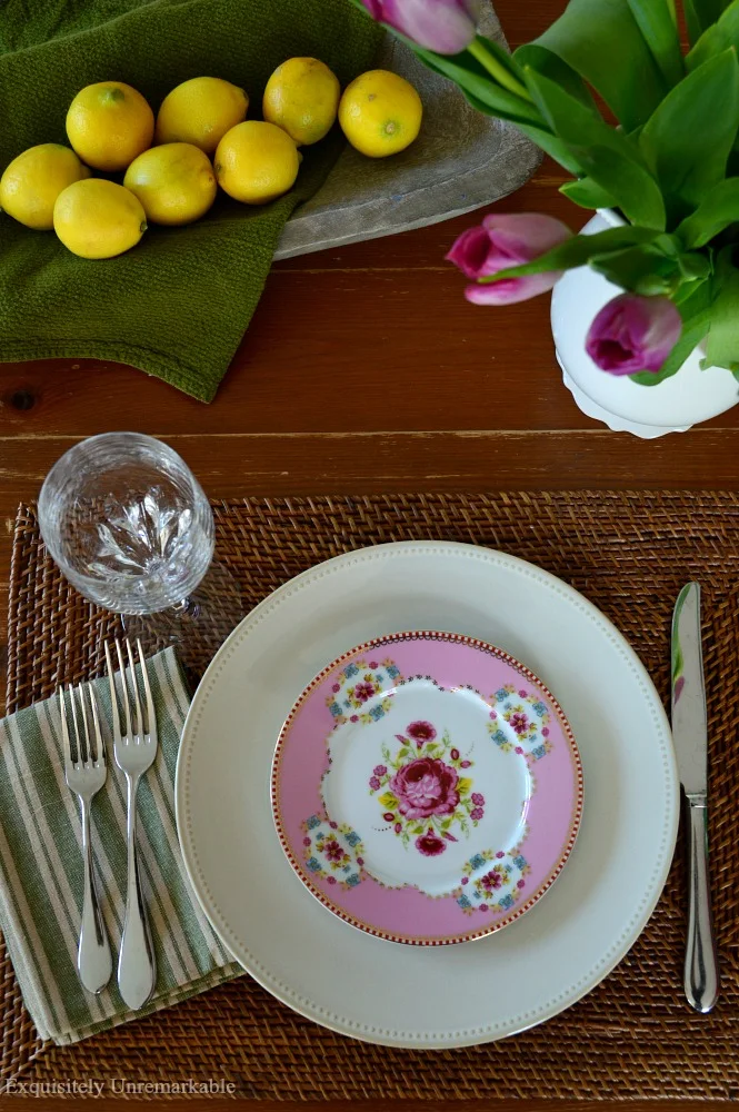 Farmhouse Table Setting