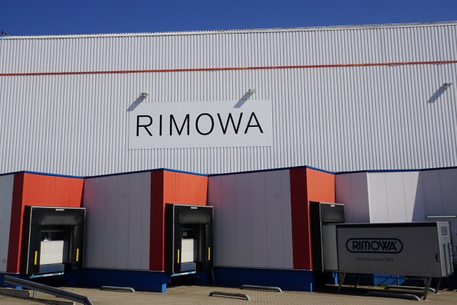 リモワの工場見学 ケルン郊外にあるrimowaの本社 工場に行ってきました リーマンマイラーの楽しみ方