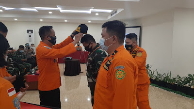 Basarnas Manado Gelar Latihan Man Over Board (MOB) Untuk Potensi SAR Sulawesi Utara