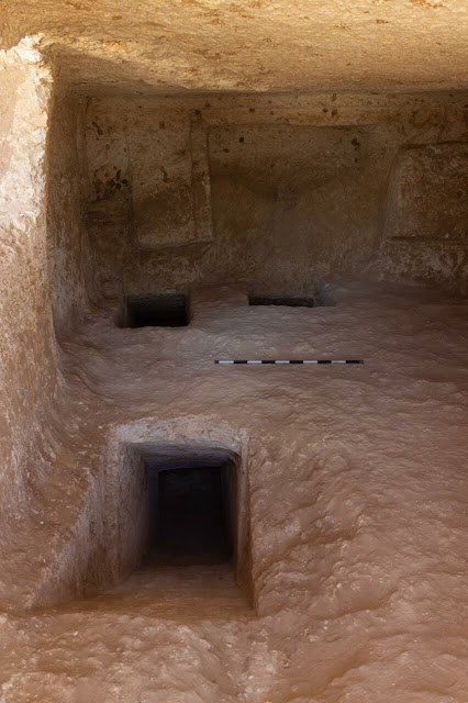 Αίγυπτος: Μια ανασκαφή φέρνει στο φως 250 τάφους κοινών θνητών και σημάδια από την καθημερινή ζωή