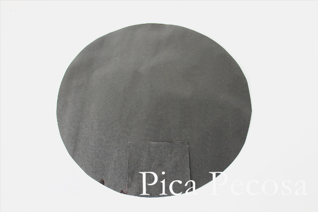 como-hacer-sombrero-bruja-halloween-diy-bolsa-papel-reciclada-paso-5