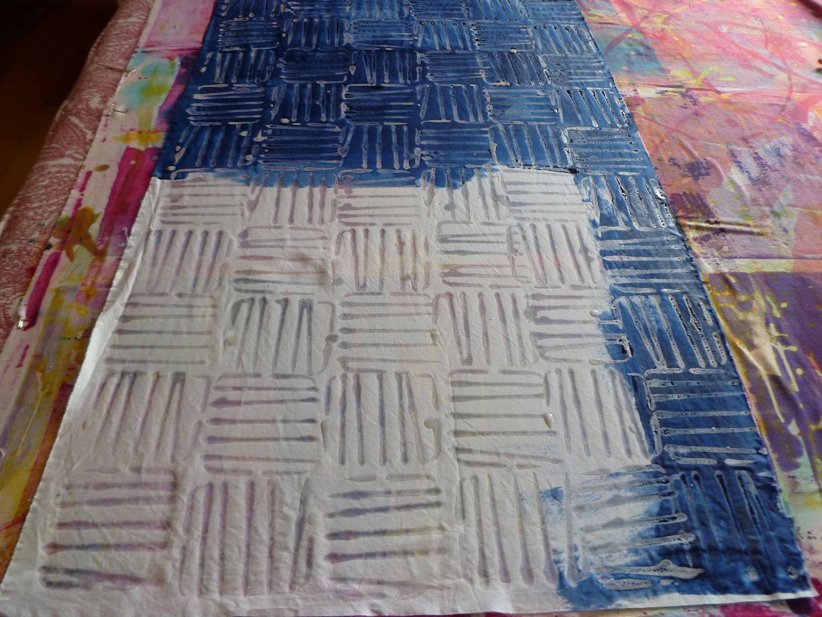sew sew art: Batiking on cotton with a credit card
