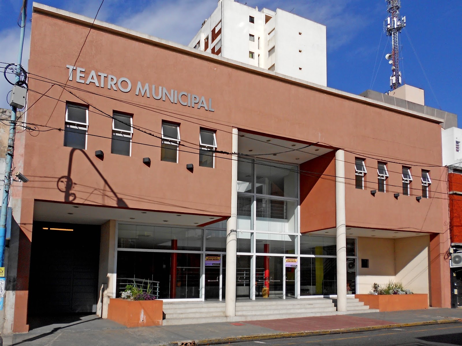 Cines y Teatros de Quilmes