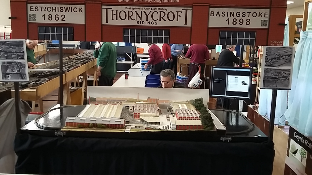 Basingstoke & Alton Light Model Railway N Gauge Exhibition Time